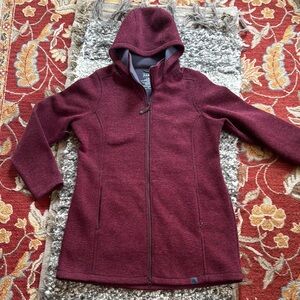 L.L. Bean Women's Burgundy Hooded Jacket